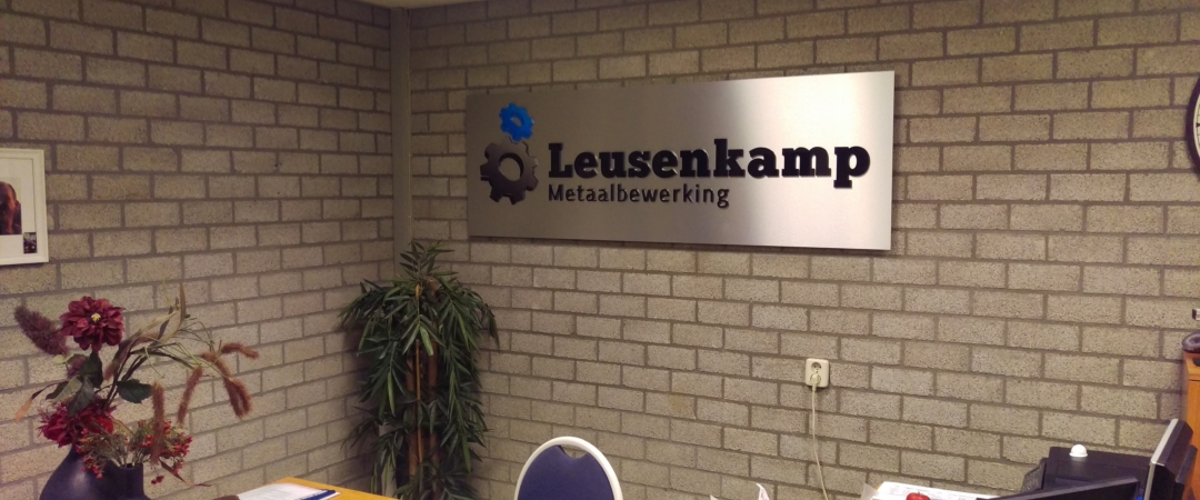 Reclameborden, Leusenkamp Metaal